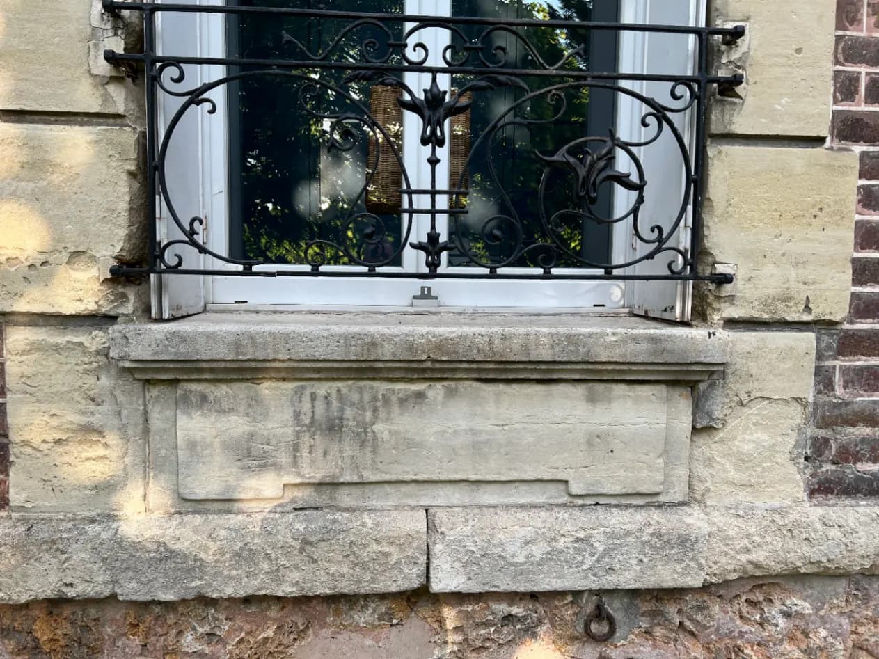 Avant - Restauration des pierres de taille