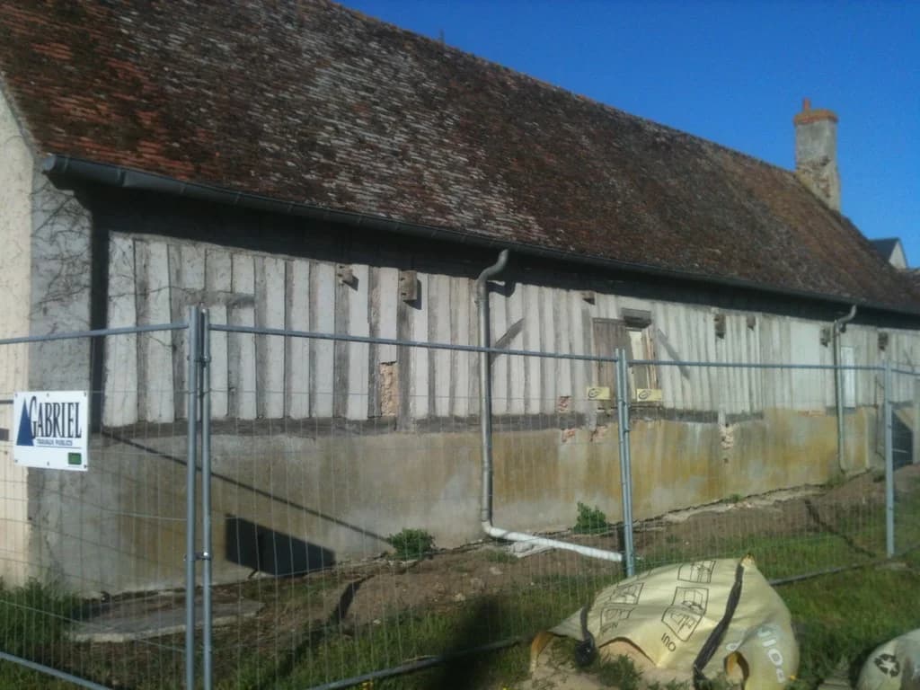 Avant - Maçonnerie de terre