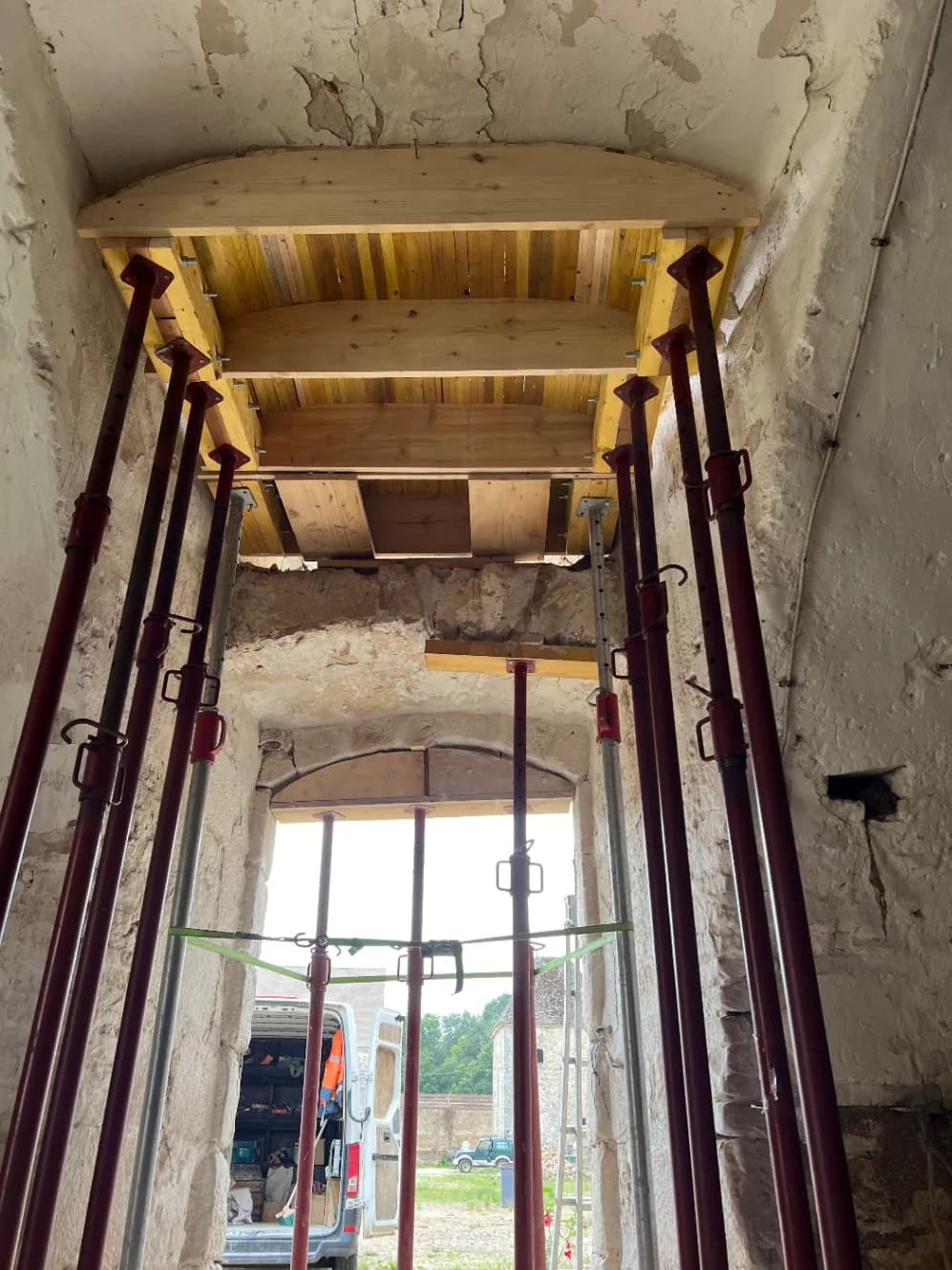 Restauration d'une voûte affaissée